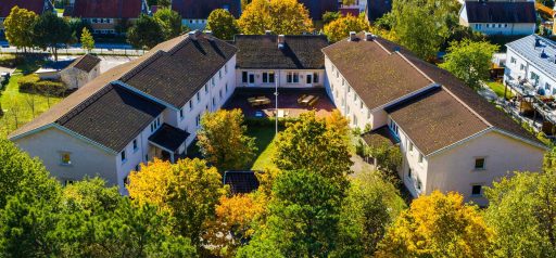 Elevhemmen Björka och Tallåsen från luften